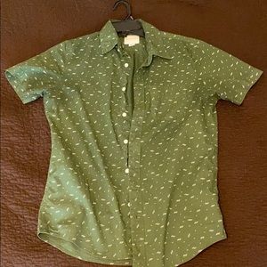 Men's casual shirt